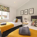 Thirlmere 4 * Windermere
