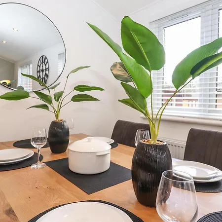 度假居 Thirlmere 4 *